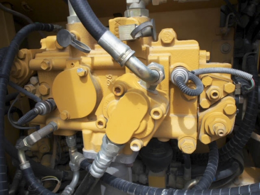 รถเก่านอก cat 312c สนใจโทร 082-7211671 อี๊ดสองห้อง