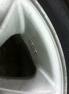 ล้อ อีซุสุ เล็บเหยี่ยว