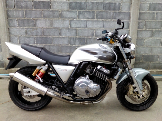 ขาย CB400 ปี98 แท้มีของแต่งอินวอยครบพร้อมใช้ ราคา75000