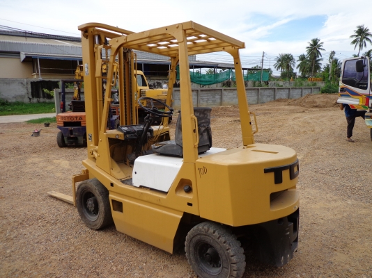 ขายรถยก TCM FD25 Z2 เครื่องดีเซล ติดต่อคุณจิ๊ด โทร. 089-7949488