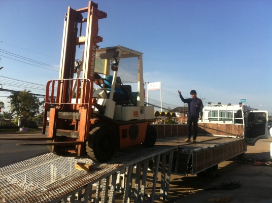 ขายฟอร์คลิฟต์ NISSAN PH02 , เกียร์ MT , เสา  4 M  ขอบคุณมากครับ พี่พรเทพ สมุทรปราการ