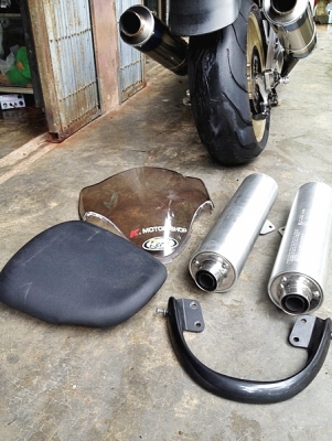 ___ขาย Hayabusa ปี2000 สพม.แท้ รถสวย เครื่องดี ของแต่งนิดหน่อย ราคาต่อรองได้