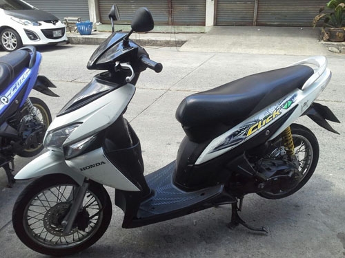 click ปี 50 สีขาว รถบ้านเดิมๆ เครื่องเดิม แน่นๆ เอกสารครบ ซื้อใช้คุ้มแน่นอน click ปี 50 สีขาว รถบ้านเดิมๆ เครื่องเดิม แน่นๆ เอกสารครบ ซื้อใช้คุ้มแน่นอน