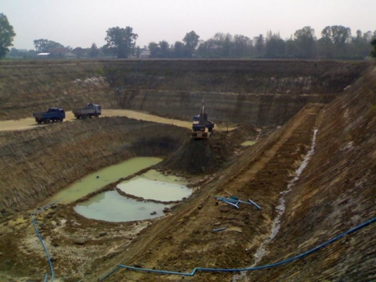 แบ็คโฮล CAT 320 V1