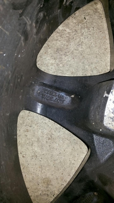 ขายแม็ครถดระบะ 6 รู ขอบ 15/7 สภาพสวย ถูก ขายแม็ครถดระบะ 6 รู ขอบ 15/7 สภาพสวย ถูก