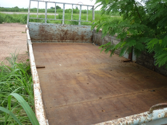 ขายกะบะบรรทุกหกล้อยาว 7 เมตร พื้นเหล็กไม่ผุ