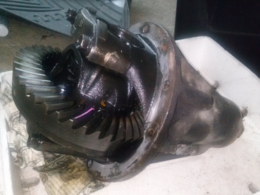 ขายเฟื่องท้ายกระบะดีแม็ค 10/41