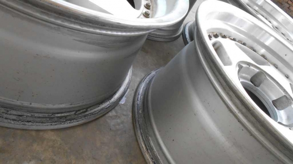 ยางใหม่ๆ ล้อแมกซ์ 2ลายสวยๆเลยจ้าาา (สระบุรี) มีอแดปเตอร์ 6ออก5 ด้วย ยางใหม่ๆ ล้อแมกซ์ 2ลายสวยๆเลยจ้าาา (สระบุรี) มีอแดปเตอร์ 6ออก5 ด้วย