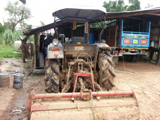 ##ส่งให้ได้ทั่วไทยคับ##รถไถดี ๆ  แชมท์ 45 แรง รุ่นใหม่เลยคับอุปกรณ์มีครบให้หมด