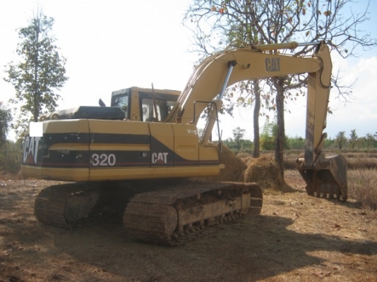 ขาย แบคโฮ CAT 320 V2 รถสวย  ไฟฟ้าครบ เอกสารเล่มทะเบียน