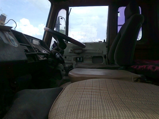 ขาย..สิบล้อเทลเล่อร์ HINO KT920 เครื่อง HINO HO7C บรรทุกรถแบคโฮ CAT 320 ได้ดี มีทะเบียนครบ.