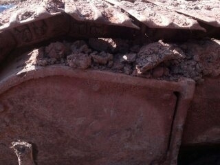 ขายด่วน Komatsu PC200-3 มีลายหัวเจาะ ไม่มีเอกสาร สภาพพร้อมใช้งาน โทร 088-4501277 ตลอด 24 ชม.