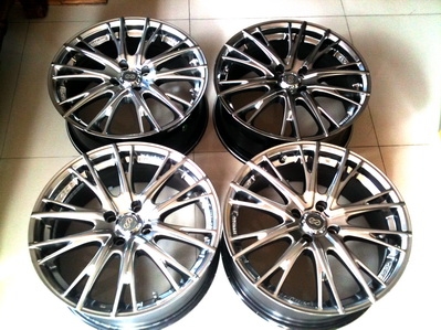ล้อแม็กซ์แท้ Enkei Racing Sc32 17 นิ้ว สเปค 4รู100 สวยครับ ล้อแม็กซ์แท้ Enkei Racing Sc32 17 นิ้ว สเปค 4รู100 สวยครับ