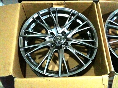 ล้อแม็กซ์แท้ Enkei Racing Sc32 17 นิ้ว สเปค 4รู100 สวยครับ ล้อแม็กซ์แท้ Enkei Racing Sc32 17 นิ้ว สเปค 4รู100 สวยครับ