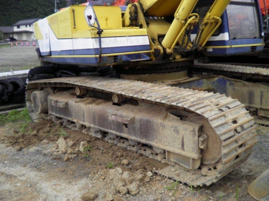 SK200 YN-12654  ตอนนี้รถจอดที่(CSนวนคร)ครับ