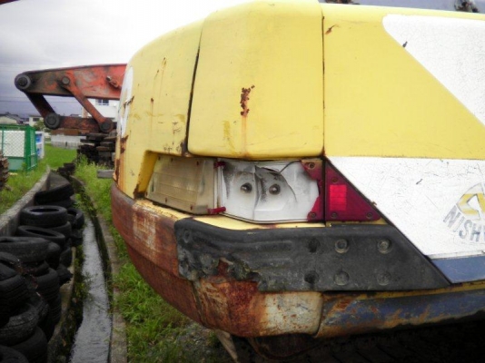 SK200 YN-12654  ตอนนี้รถจอดที่(CSนวนคร)ครับ