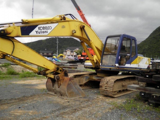 SK200 YN-12654  ตอนนี้รถจอดที่(CSนวนคร)ครับ