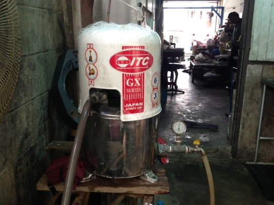 ขายปั้มน้ำ ITC ( Hitachi ) 200 W ถังสแตนเลสอย่างดี สภาพสวย พร้อมใช้งาน รับประกันคุณภาพ ดูประวัติการขายผมได้ครับ