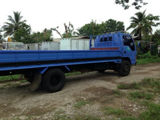 ขาย 6ล้อช่วงยาว5.50ม. รุ่นพิเศษคัสซีใหญ่ทั้งเส้น สภาพสวยกริ๊ป ISUZU NQR 150 ห้างแท้ปี48 เครื่องเดิมเกียร์เดิมช่วงล่างเดิมๆ คัสซีใหญ่สวยทั้งเส้นไม่มีผุ ไม่มีบวม กระบะคาร์โก้ ยาว5.5ม.สภาพสวยไม่มีผุ หัวบางเดิม ภายในสวยคอนโซลครบ แอร์ พ.พาวเวอร์ ยางสวย6เส้น พร