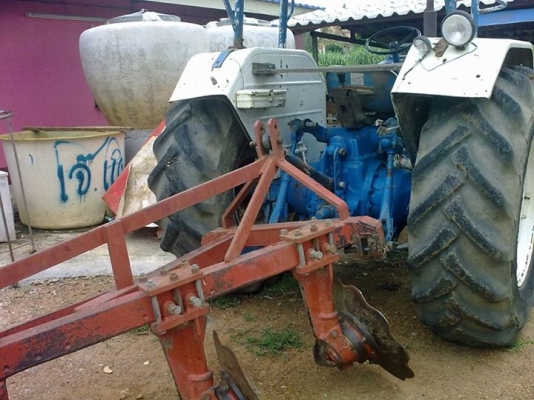 ขายรถไถ ฟร์อด 5000/77 เครื่องดีใช้งานได้ปกติ มีทะเบียน