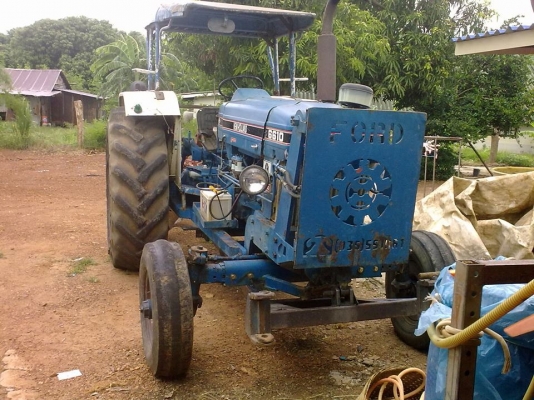 ขายรถไถ ฟร์อด 5000/77 เครื่องดีใช้งานได้ปกติ มีทะเบียน