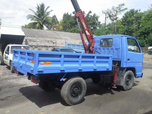 ขายรถอีซุซุ 4 ล้อกลาง ติดเครน 1 ตัน ขายรถอีซุซุ 4 ล้อกลาง ติดเครน 1 ตัน