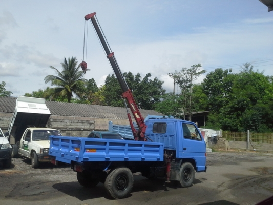 ขายรถอีซุซุ 4 ล้อกลาง ติดเครน 1 ตัน ขายรถอีซุซุ 4 ล้อกลาง ติดเครน 1 ตัน