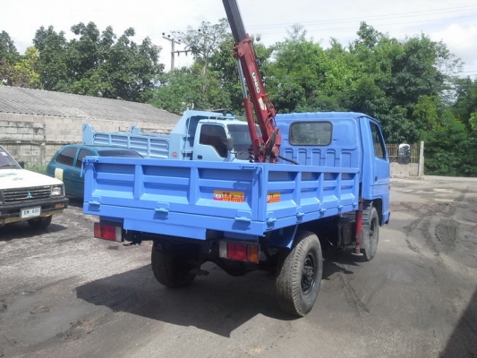 ขายรถอีซุซุ 4 ล้อกลาง ติดเครน 1 ตัน ขายรถอีซุซุ 4 ล้อกลาง ติดเครน 1 ตัน