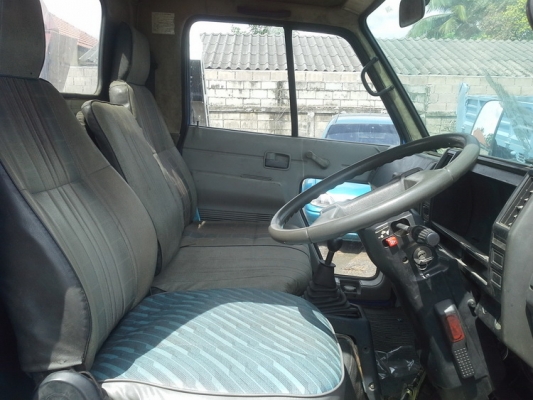 ขายรถอีซุซุ 4 ล้อกลาง ติดเครน 1 ตัน ขายรถอีซุซุ 4 ล้อกลาง ติดเครน 1 ตัน