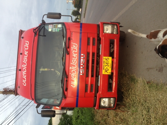 isuzu 6ล้อใหญ่ ปี2010 เครื่อง240 สภาพพร้อมใช้