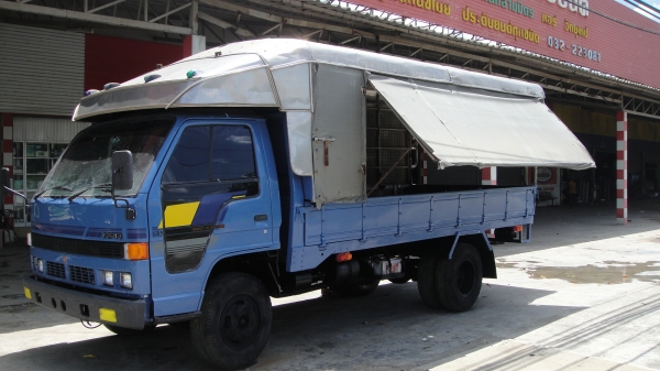 หลังคารถ ISUZU NPR สภาพสวยพร้อมใช้ ราคาถูก หลังคารถ ISUZU NPR สภาพสวยพร้อมใช้ ราคาถูก