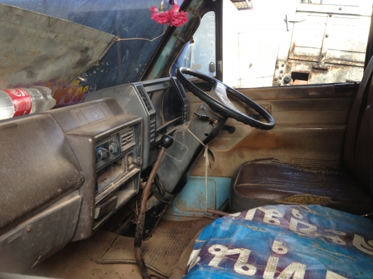 isuzu 6ล้อเล็กดั้ม  เครื่องดี คัซซี สภาพพร้อมใช้