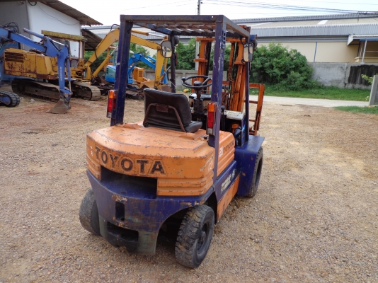 ขายรถยก TOYOTA 5FG20 เครื่องเบนซิน ติดต่อคุณจิ๊ด โทร. 089-7949488 ขายรถยก TOYOTA 5FG20 เครื่องเบนซิน ติดต่อคุณจิ๊ด โทร. 089-7949488