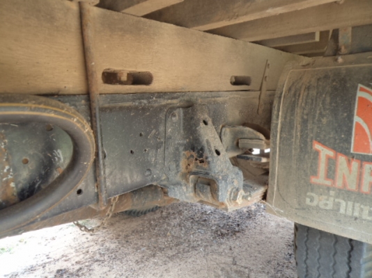 ขายรถ6ล้ออีซูซุNPR115แรง พร้อมหลังคาโดยสาร สภาพสวยๆพร้อมใช้งานคับ