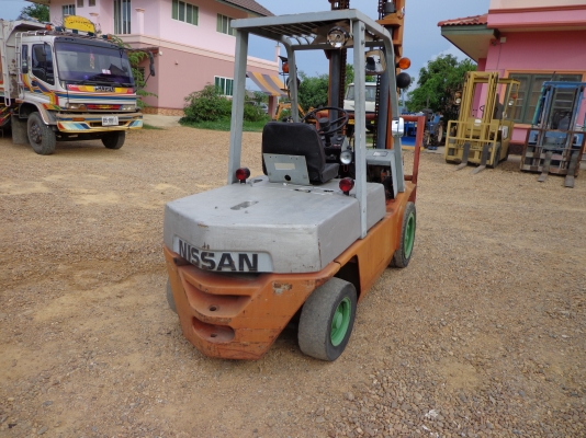 ขายรถยก NISSAN FD35 เครื่องดีเซล ติดต่อคุณจิ๊ด โทร. 089-7949488 ขายรถยก NISSAN FD35 เครื่องดีเซล ติดต่อคุณจิ๊ด โทร. 089-7949488