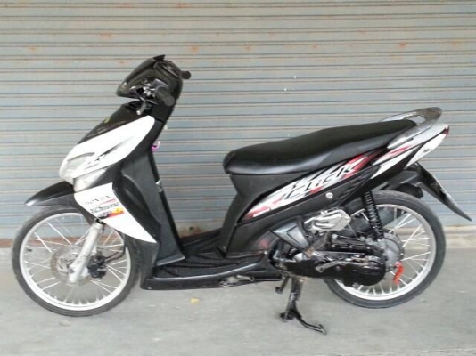 Click ปี 50 รถเดิมๆ เครื่องแน่นๆ ชุดสีสด ไม่หอน ไม่มีควันขาว มีเล่ม เอกสารครบ ภาษีขาดเกิน 3 ปี ราคาเบาๆ ทดลองขับได้จ้า