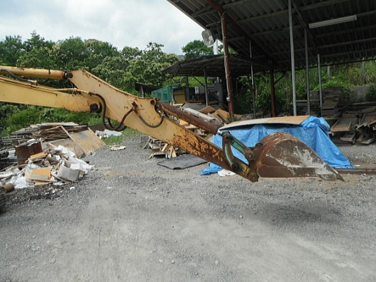 ขายรถขุดเล็ก KOMATSU PC40-6 sn:14351Yr.1990Hr.5037,มีเก๋ง มีไลน์หัวเจาะ สภาพดีครับใช้งานได้เลย  ราคาไม่สูงครับ มานะ 085-9049669