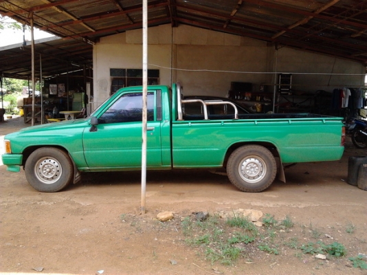 ***ขายแล้วครับขอบคุณ Truck2hand ขาย กระบะตอนเดียว TOYOTA LN65 HERO 2.4D ปี30/87ไมล์หลุมเดียว เครื่องเดิม2L แห้งแรงดีไม่เยิ้มติดง่าย ช่วงล่างแน่นคัสซีสวยไม่ผุไม่ดาม พื้นกระบะเก็บงานแล้ว หน้า-หลังเดิม ไม่เคยชน สีเก็บมาแล้วสีสวยภายในดีคอนโซลครบ พ.ธรรมดา ยางด