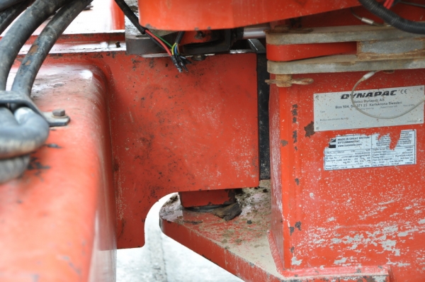 DYNAPAC  CA 250 D  SN  65820470