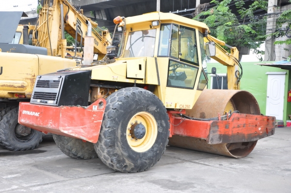 DYNAPAC  CA 250 D  SN  65820470