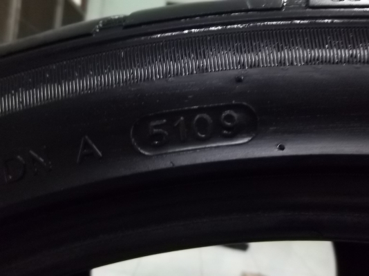 ยาง Aurora 245-40-20 ปลายปี 5109 ยาง Aurora 245-40-20 ปลายปี 5109