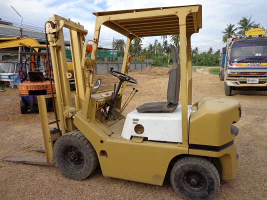 ขายรถยก TCM FD25 Z4 เครื่องดีเซล ติดต่อคุณจิ๊ด โทร. 089-7949488