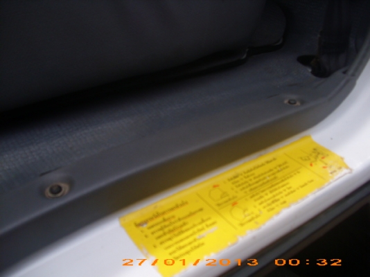 ขาย6ล้อกลาง ISUZU NPR71YL-130แรงม้า ห้างแท้มืเดียว สวยเดิมเหมือนใหม่ มี ป.1 พร้อมใช้สุดๆ