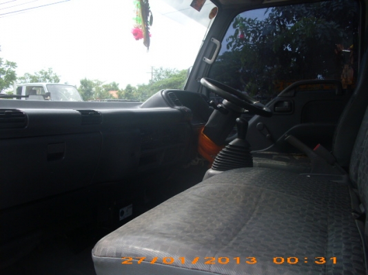 ขาย6ล้อกลาง ISUZU NPR71YL-130แรงม้า ห้างแท้มืเดียว สวยเดิมเหมือนใหม่ มี ป.1 พร้อมใช้สุดๆ