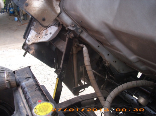 ขาย6ล้อกลาง ISUZU NPR71YL-130แรงม้า ห้างแท้มืเดียว สวยเดิมเหมือนใหม่ มี ป.1 พร้อมใช้สุดๆ