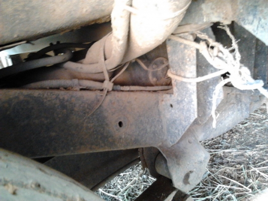 ***ขายแล้วครับขอบคุณ Truck2hand ขาย มังกรทองตอนเดียว 90HP ราคาเบาๆ ISUZU SPARK EX 2.5 ปี35/92 เครื่องเดิม4JA1 2.5 90HP แห้ง แรงดี ติดง่ายไม่มีเยิ้ม ช่วงล่างดี คัสซีได้ มีเริมผุนิดๆช่วงปลายโช๊คหลังไปท้าย กระบะผุต้องเปลี่ยน หัวบางสีเดิมภายในดีคอนโซลครบ แอร์