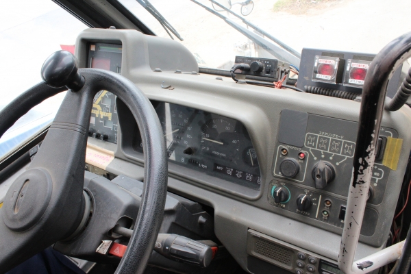 ขายรถเครน 8 ตัน komatsu บูม 20 เมตร LW80M