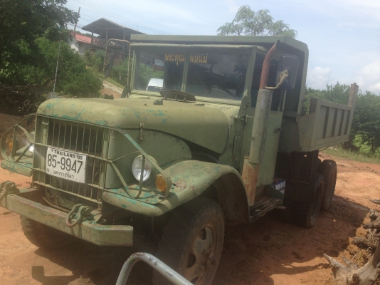 DODGE TRUCK 140 HP 6 สูบ สิบล้อดั๊มพ์ 2 เพลา เครื่องยนต์แน่นดีแรงดีเดิมๆ ภายในเก๋งไม่มีผุกร่อนแผ่นเพลทยังอยู่ครบพร้อม ช่วงล่างคัชซีสวยมากไม่มีบวมเลยใช้เหล็กกล้าอย่างหนาอย่างดี ยางสภาพดี 70\% พร้อมใช้งานเอกสารเล่มทะเบียนครบพร้อม ราคาต่อรองได้ครับ