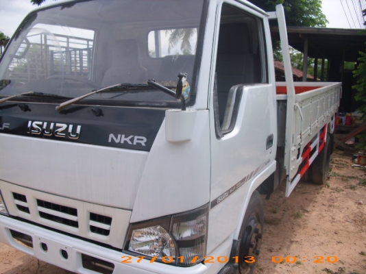 ขาย6ล้อกลาง โฉม ISUZU NKR-110แรงม้า เครื่อดี แซสซีสวย ยาว4.3 ม. เอกสารพร้อมโอน พร้อมใช้สุดๆ