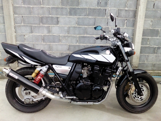 ขาย XJR 400 ปี99 มีของแต่งอินวอยพร้อมใช้ ราคา 65000 (พระราม2)